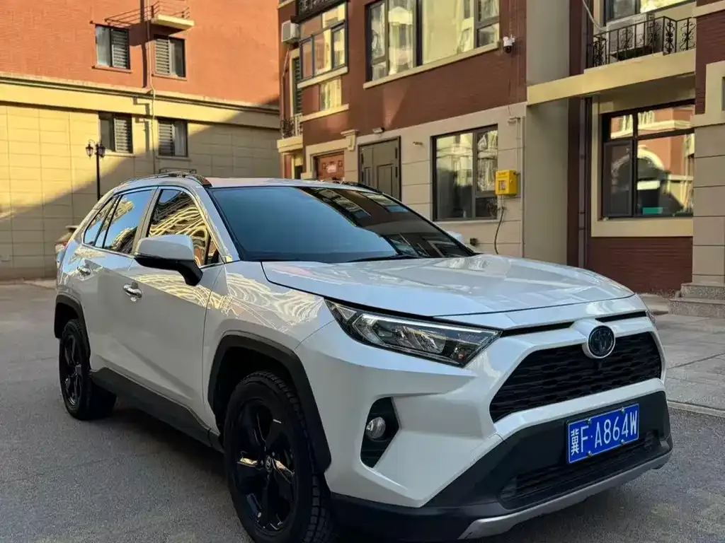 Toyota RAV4 2021 из CN, фото 3
