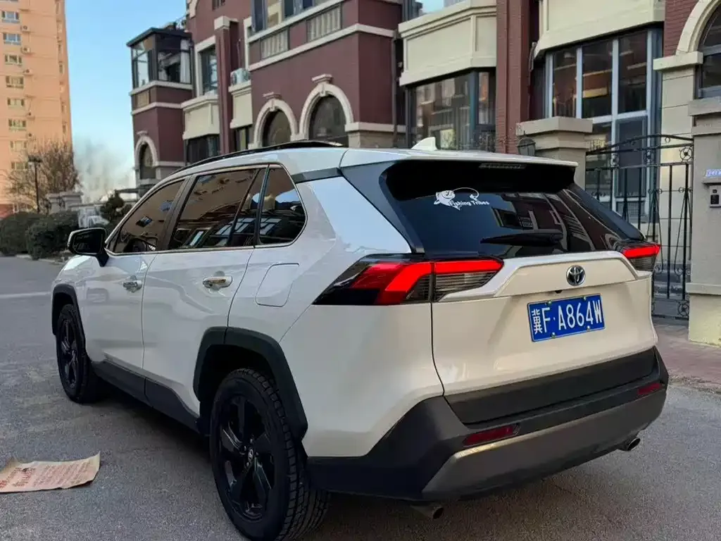 Toyota RAV4 2021 из CN, фото 7