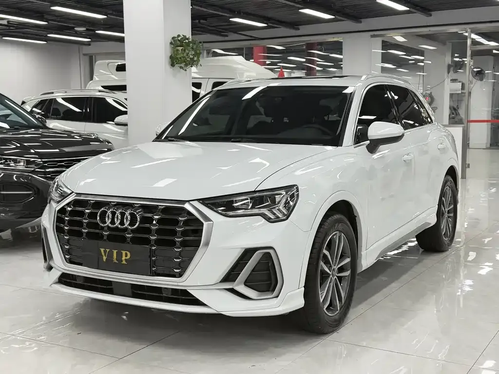 Audi Q3 2021 из CN, фото 1