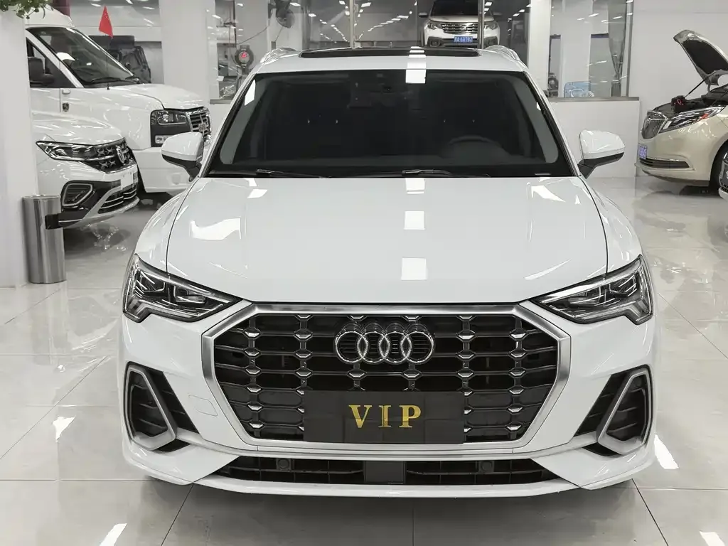Audi Q3 2021 из CN, фото 3
