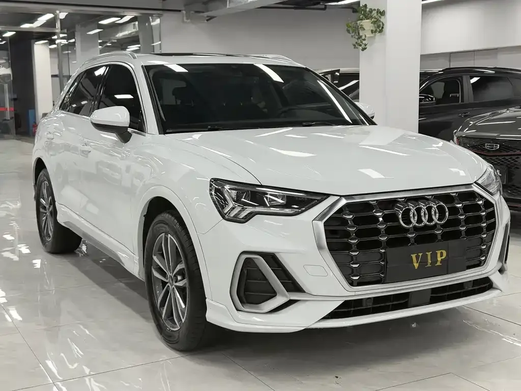 Audi Q3 2021 из CN, фото 2