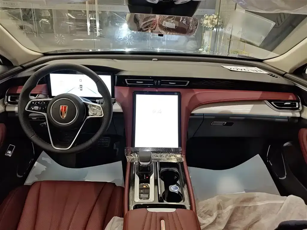 Hongqi H5 PHEV 2025 из CN, фото 10