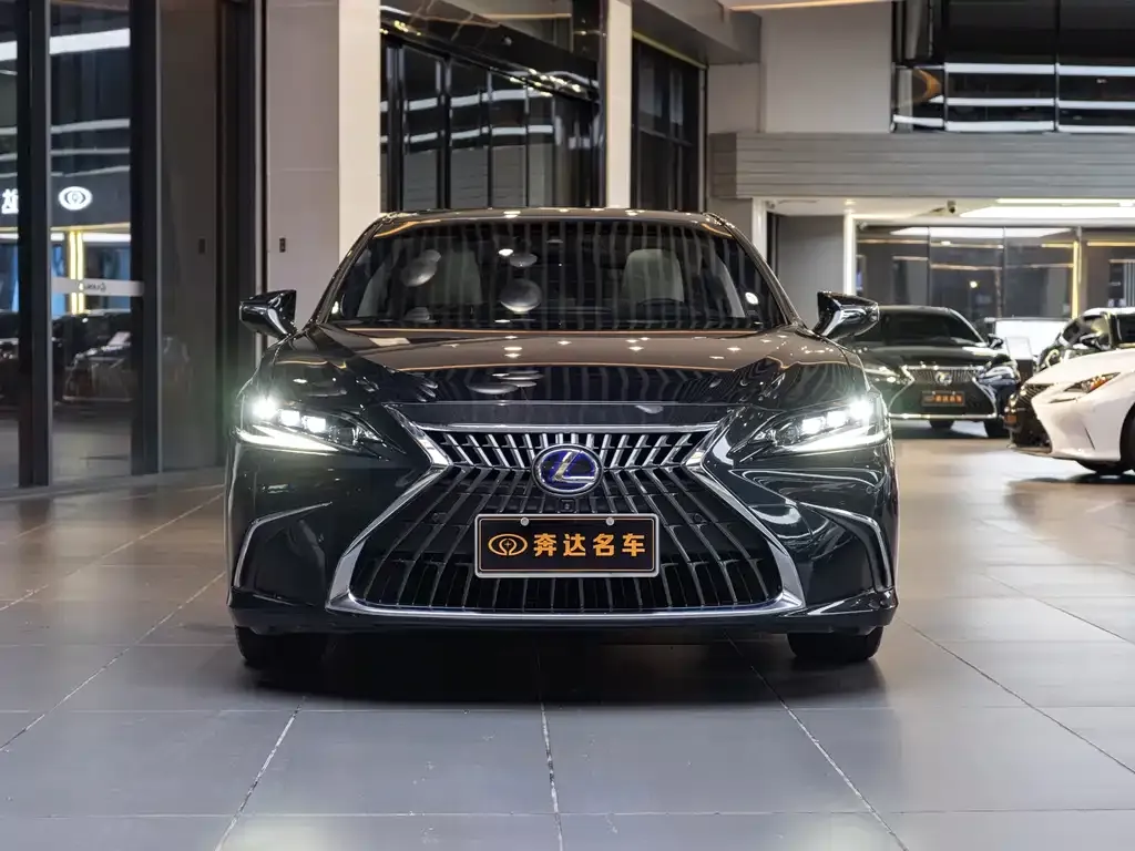 Lexus ES 2022 из CN, фото 2