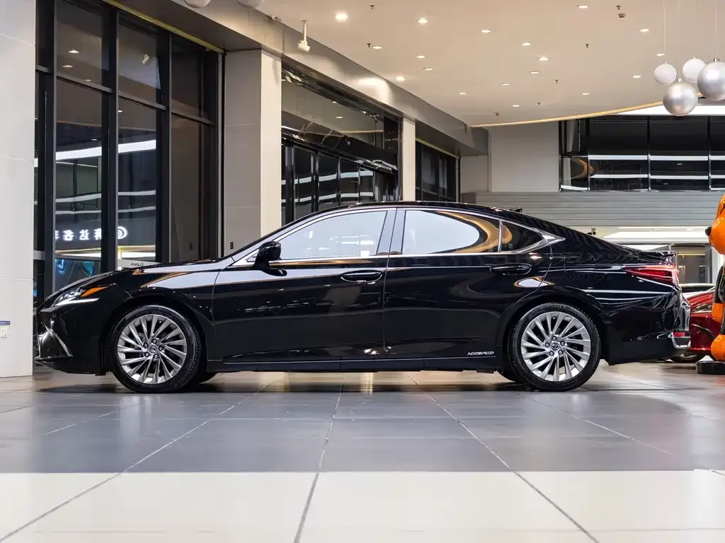 Lexus ES 2022 из CN, фото 9