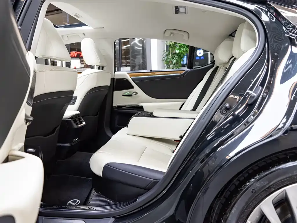 Lexus ES 2022 из CN, фото 3