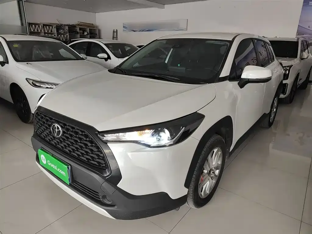 Toyota Corolla Cross 2022 из CN, фото 1