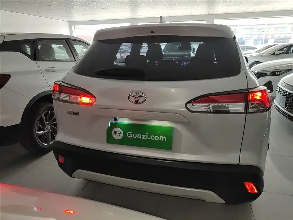 Toyota Corolla Cross 2022 из CN, фото 8