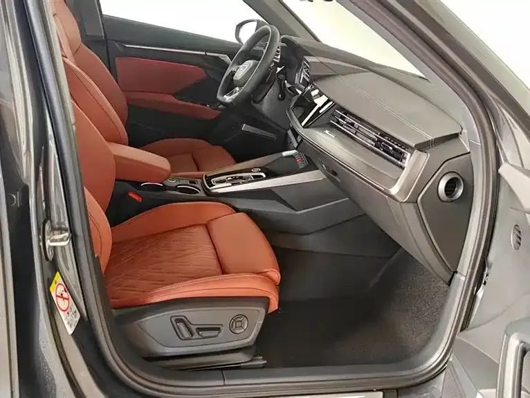 Audi A3 2026 из CN, фото 8