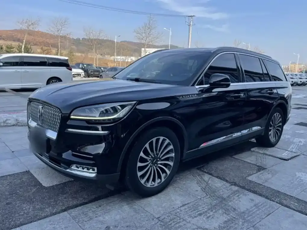 Lincoln Aviator 2021 из CN, фото 1