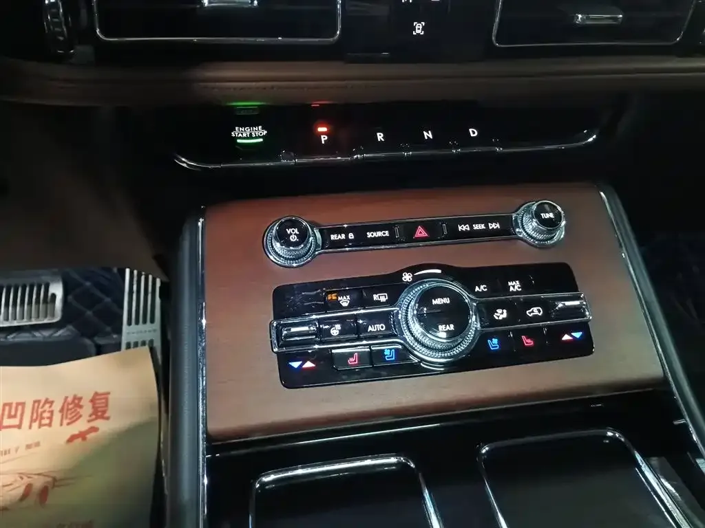 Lincoln Aviator 2021 из CN, фото 9