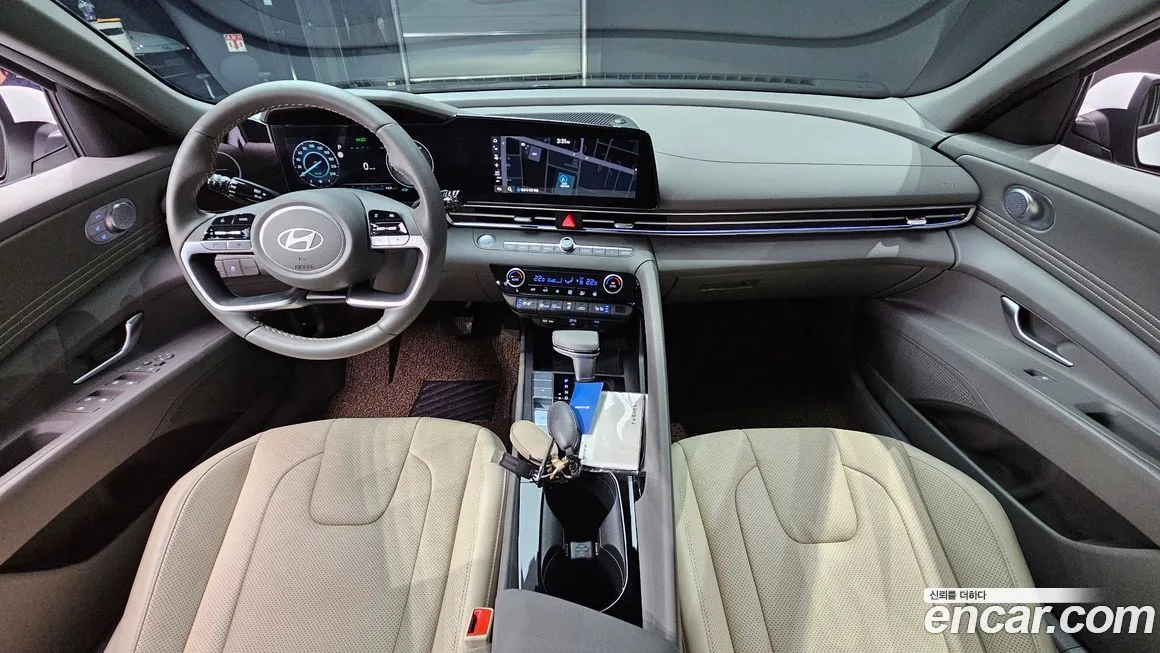 Hyundai AVANTE — фото 2