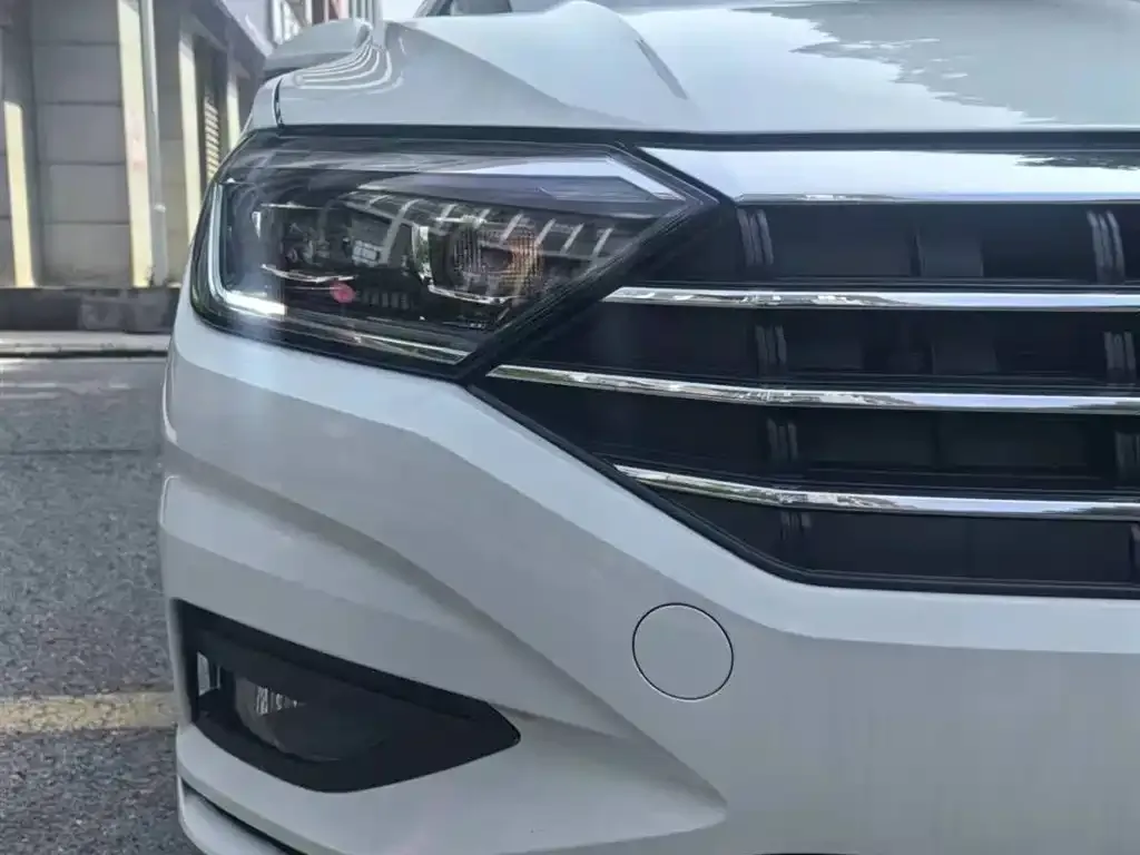 Volkswagen Sagitar 2021 из CN, фото 2