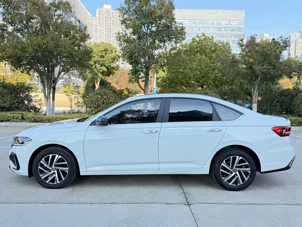 Volkswagen Lavida 2024 из CN, фото 4