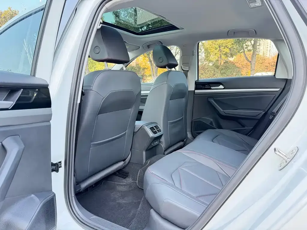 Volkswagen Lavida 2024 из CN, фото 9