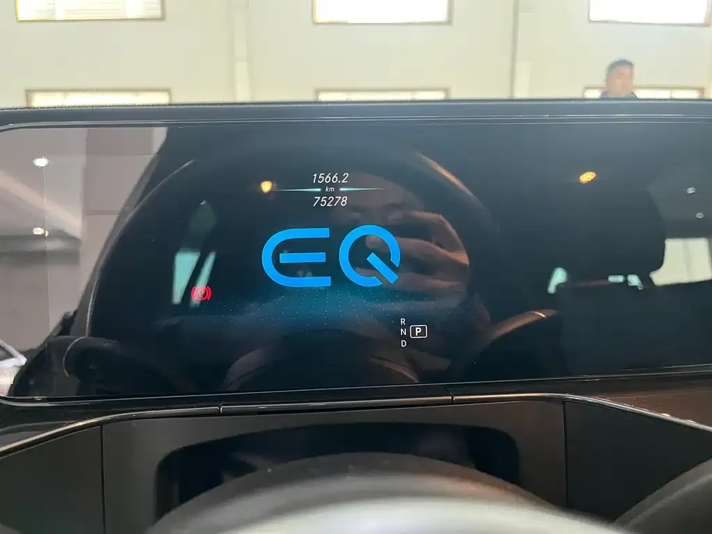 Mercedes-Benz EQC 2023 из CN, фото 9