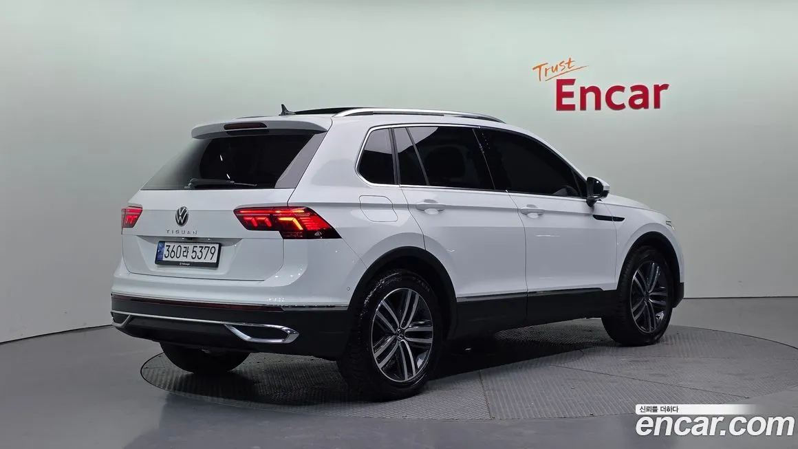 Volkswagen Tiguan 2022 из KR, фото 2