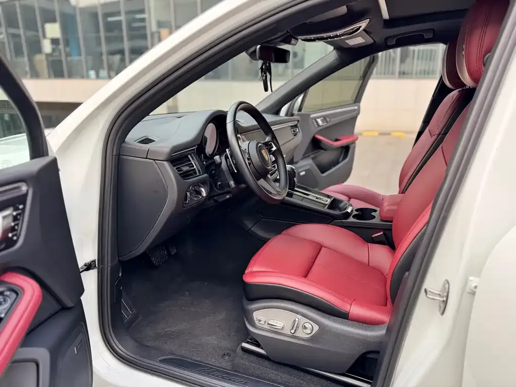 Porsche Macan 2023 из CN, фото 2