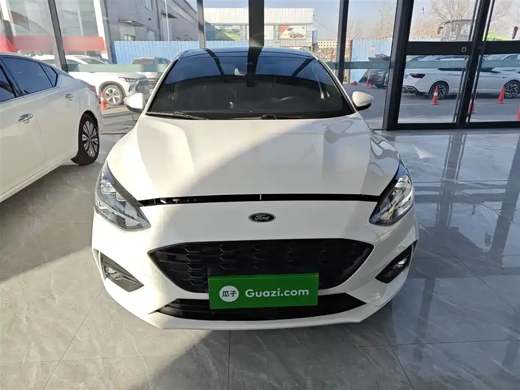 Ford Focus 2021 из CN, фото 3