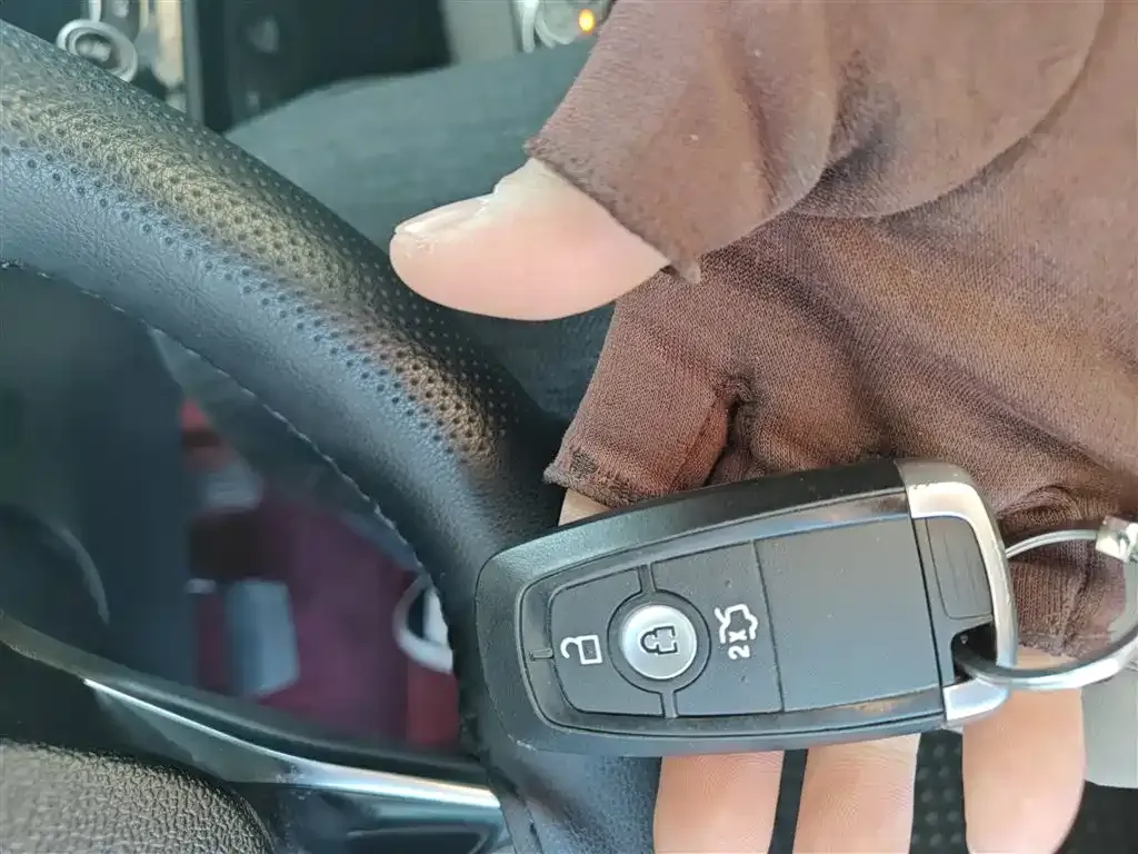 Ford Focus 2021 из CN, фото 9