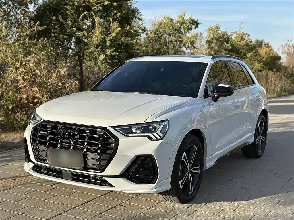 Audi Q3 — фото 6