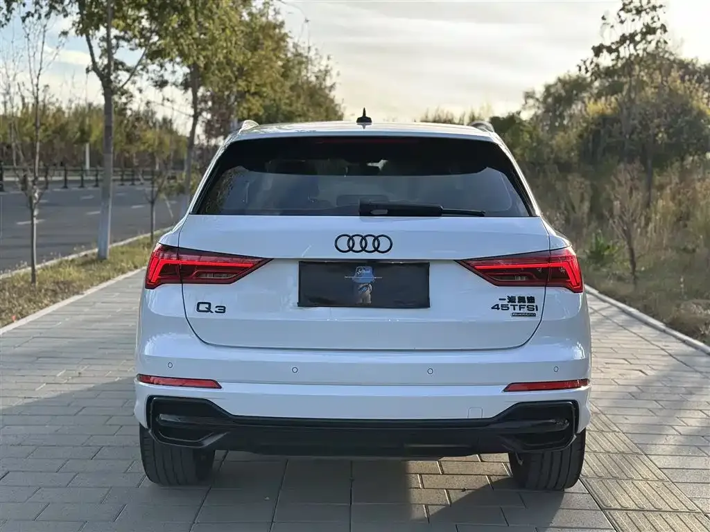 Audi Q3 — фото 2