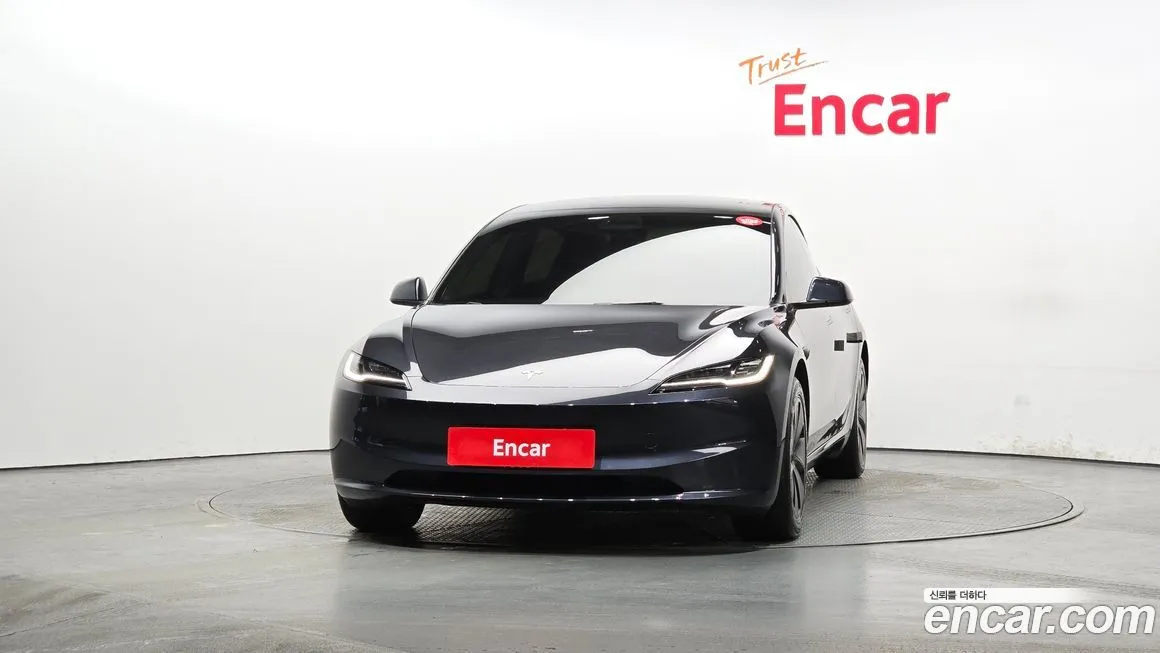 Tesla Model 3 — фото 2
