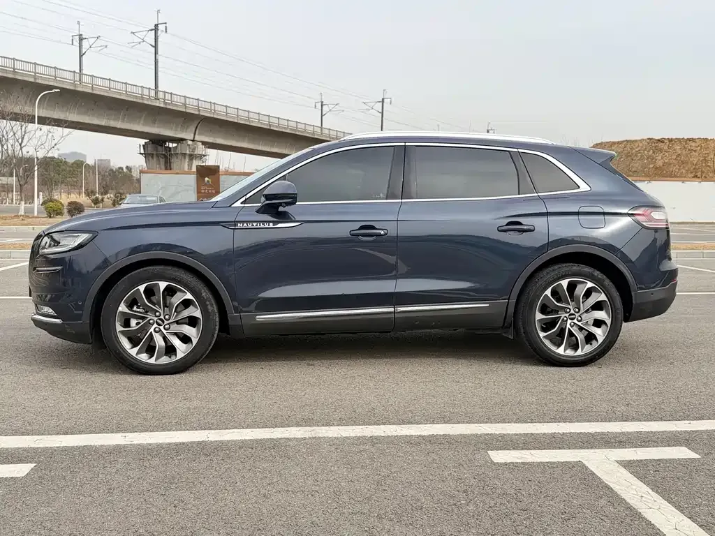 Lincoln Nautilus 2021 из CN, фото 8