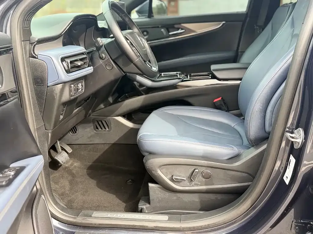 Lincoln Nautilus 2021 из CN, фото 6