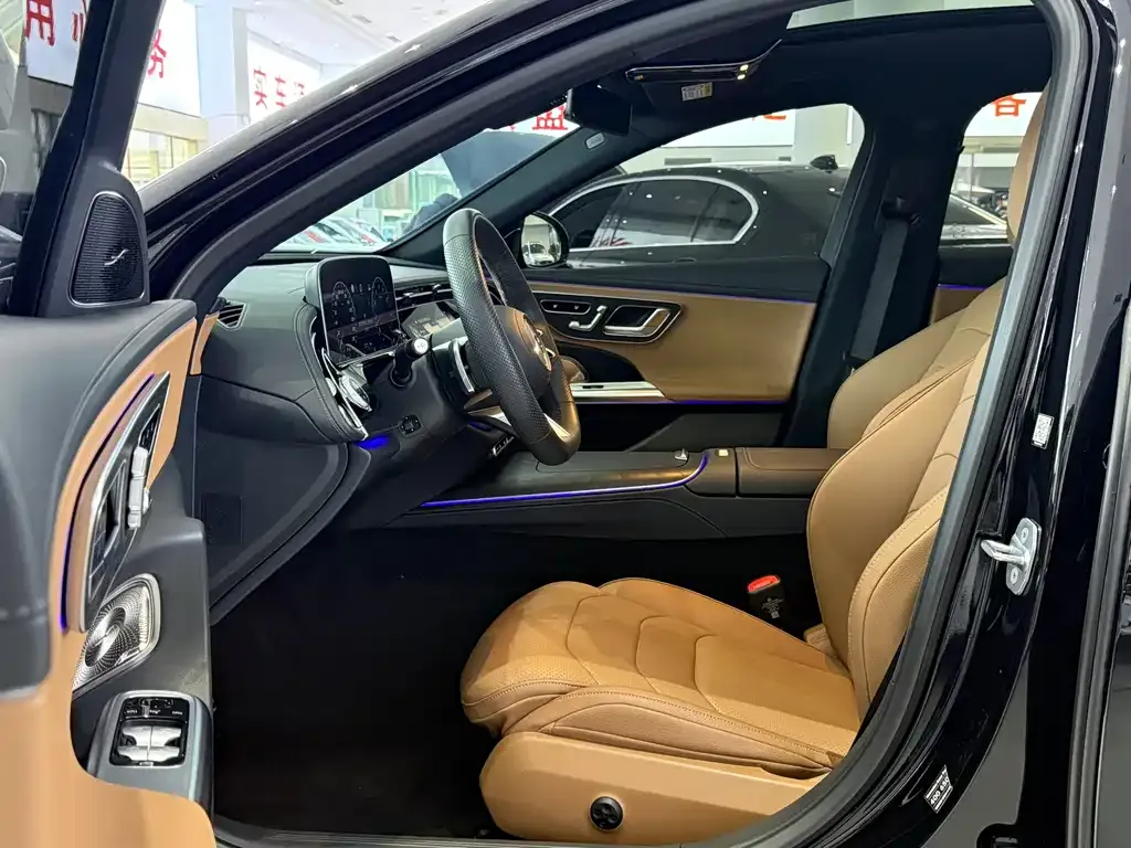 Mercedes-Benz E-Class 2024 из CN, фото 5
