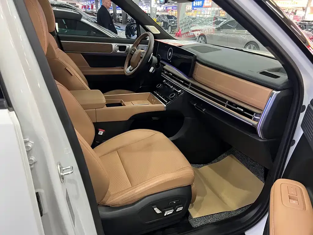 Hyundai Santa Fe 2024 из CN, фото 9