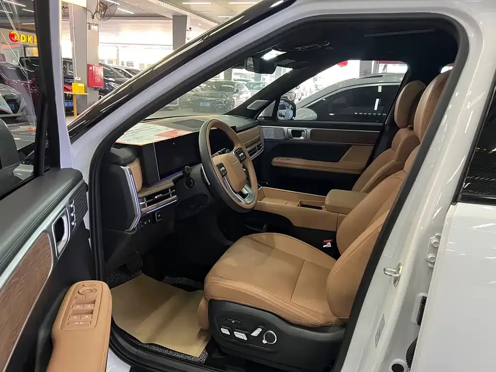 Hyundai Santa Fe 2024 из CN, фото 7