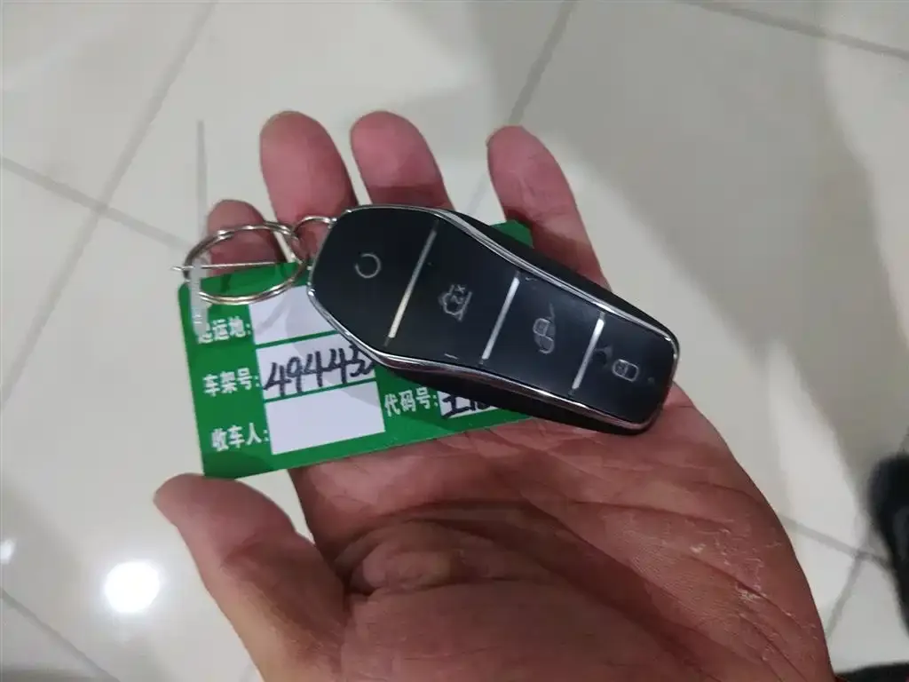 BYD Seal 05 DM-i 2025 из CN, фото 9