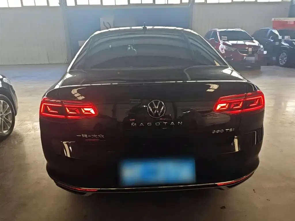 Volkswagen Magotan 2022 из CN, фото 2