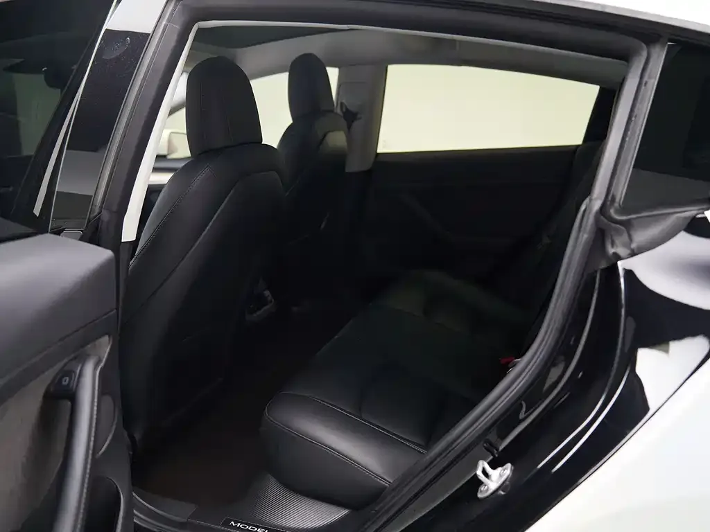 Tesla Model 3 2023 из CN, фото 8
