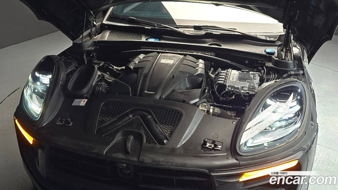 Porsche Macan 2023 из KR, фото 5