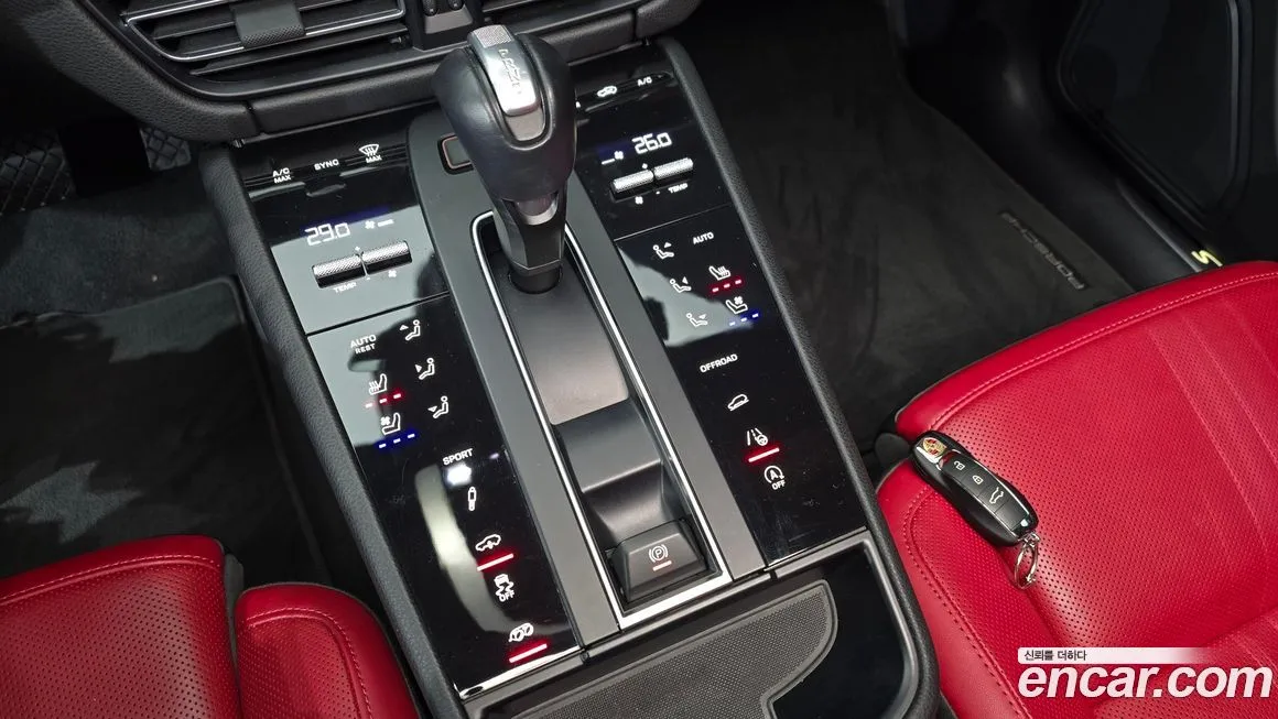 Porsche Macan 2023 из KR, фото 7