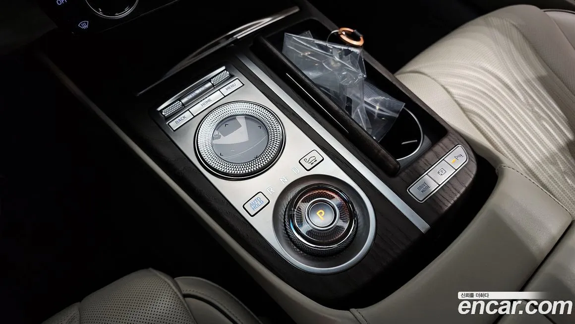 Genesis G80 — фото 9