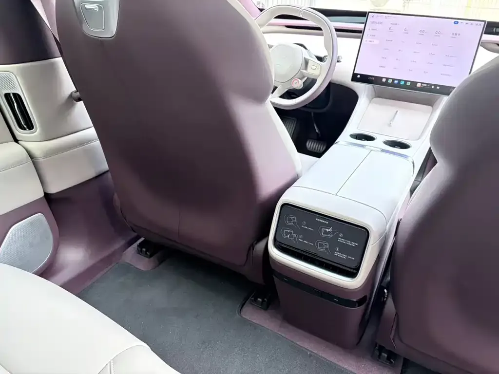 Xiaomi YU7 2025 из CN, фото 3