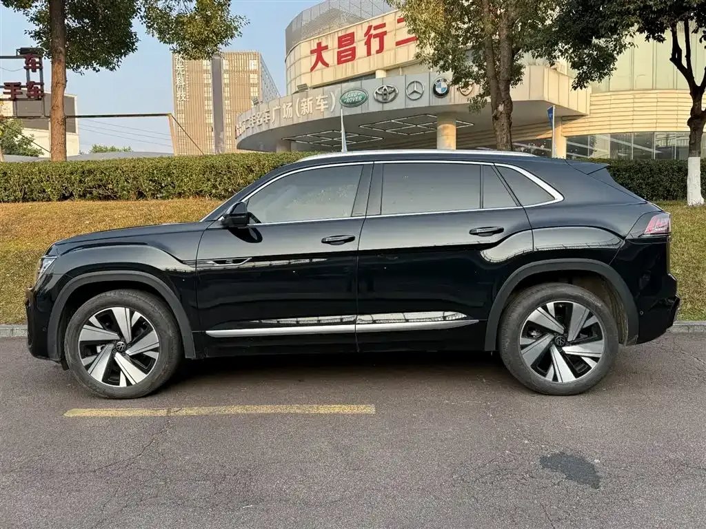 Volkswagen Teramont 2023 из CN, фото 3