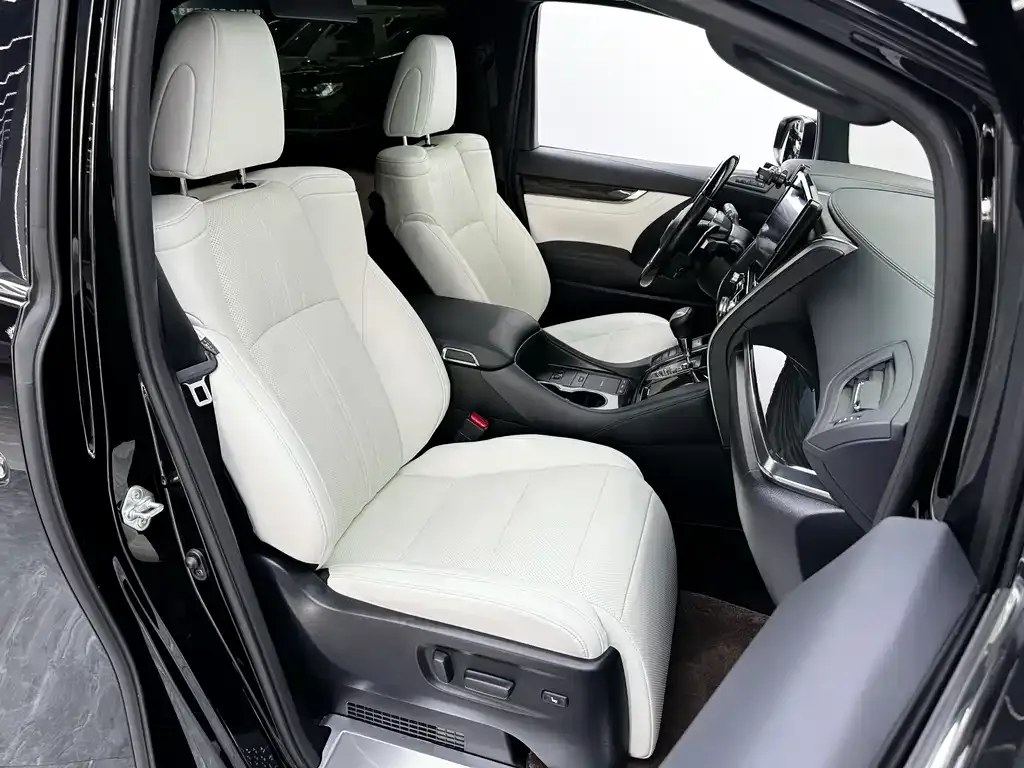 Lexus LM 2022 из CN, фото 2