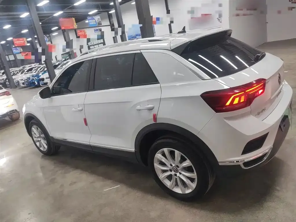 Volkswagen T-Roc 2023 из CN, фото 9