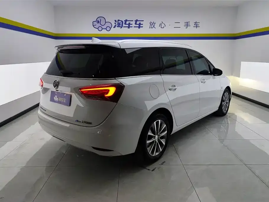 Buick GL6 2023 из CN, фото 3