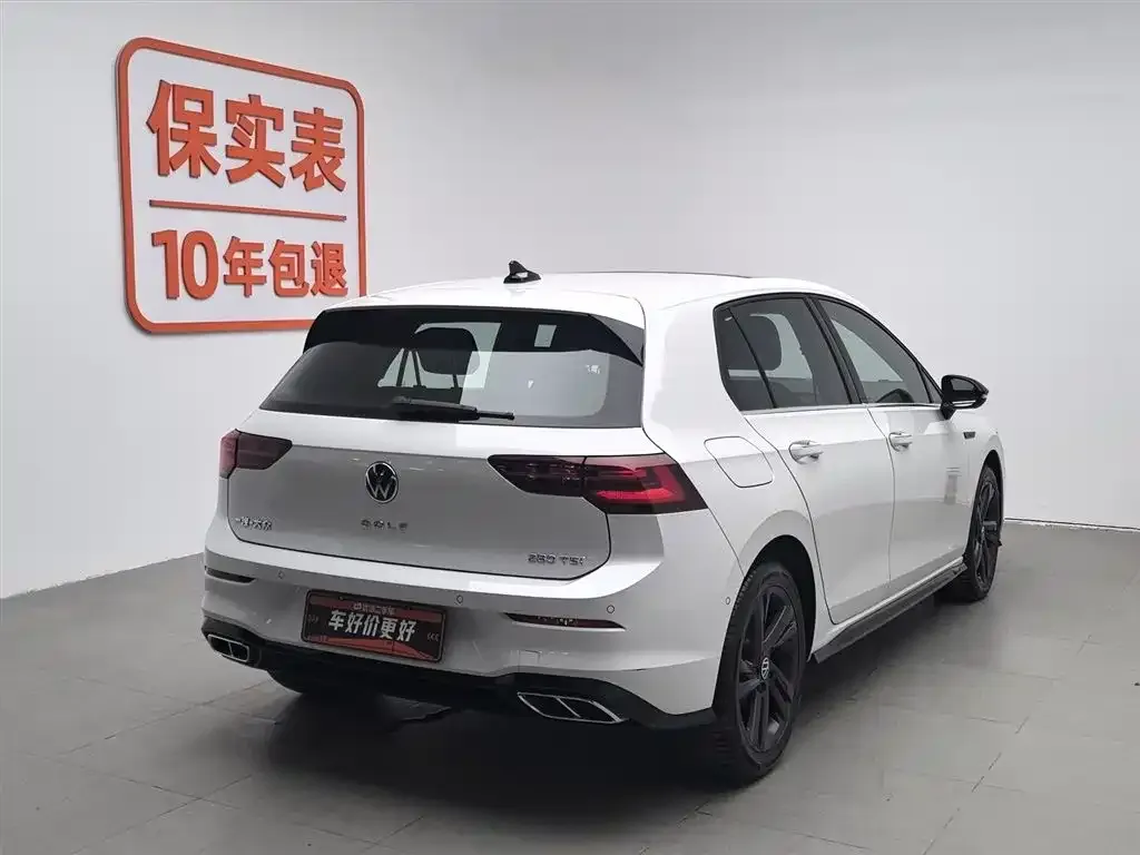 Volkswagen Golf 2023 из CN, фото 10