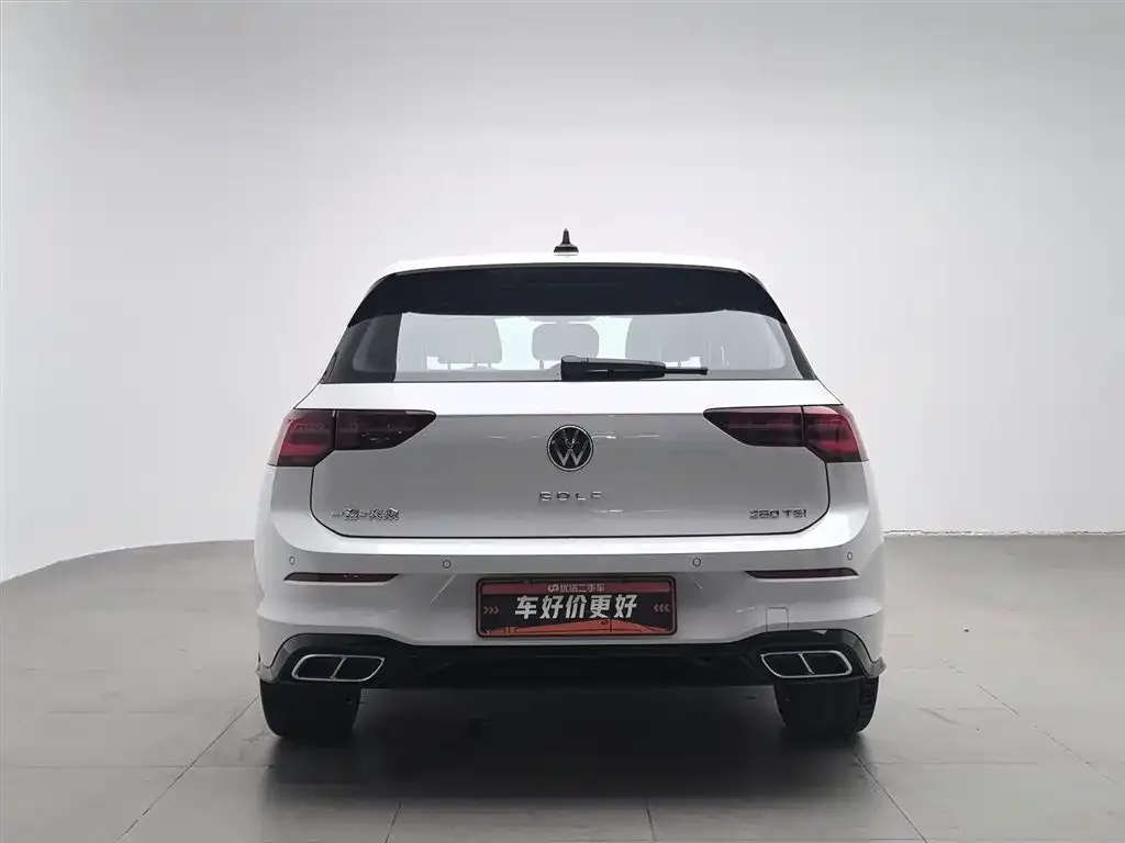 Volkswagen Golf 2023 из CN, фото 8