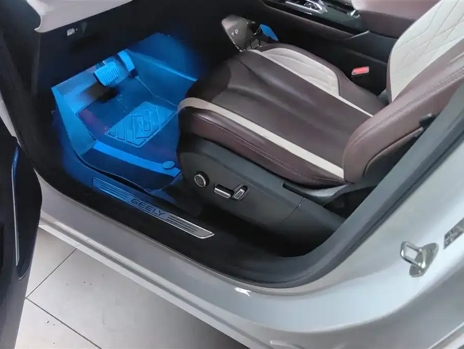 Geely Xingyue L 2024 из CN, фото 3