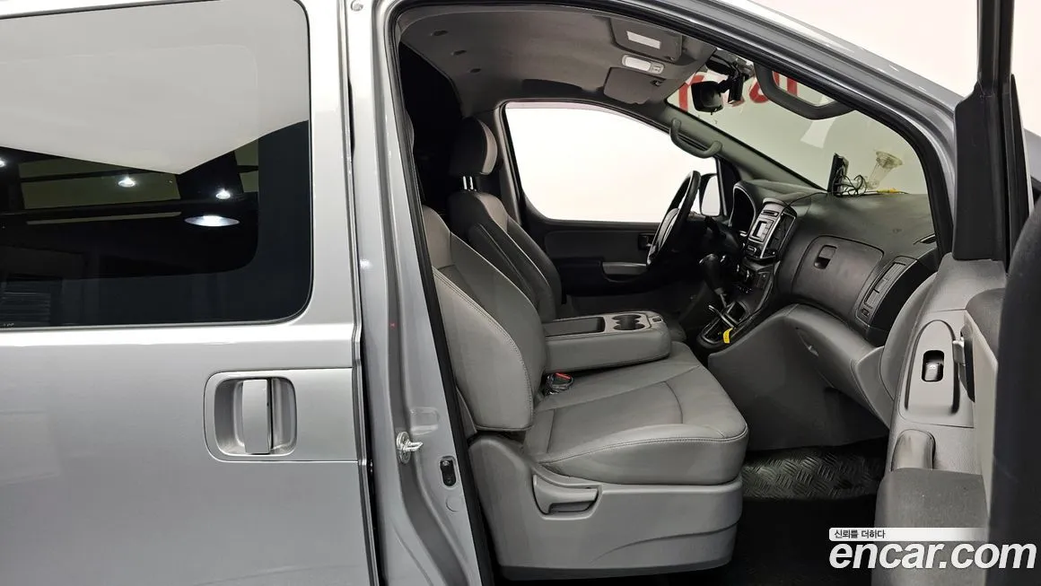 Hyundai Starex 2021 из KR, фото 8