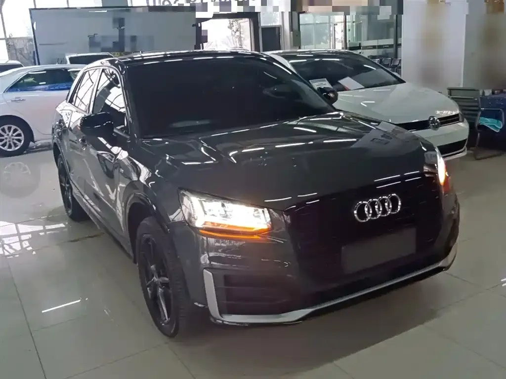 Audi Q2L 2021 из CN, фото 2