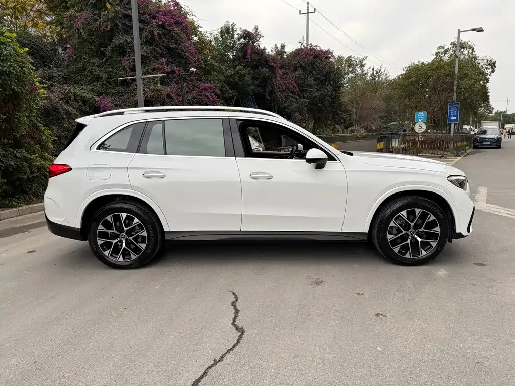 Mercedes-Benz GLC 2023 из CN, фото 7