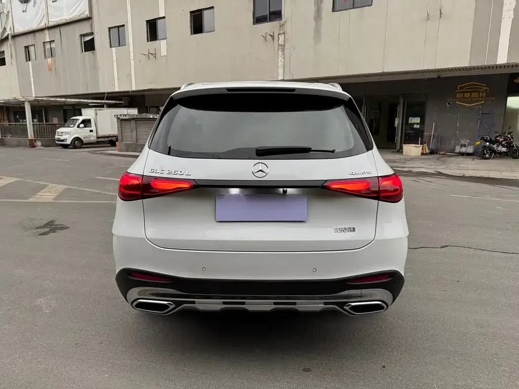 Mercedes-Benz GLC 2023 из CN, фото 4