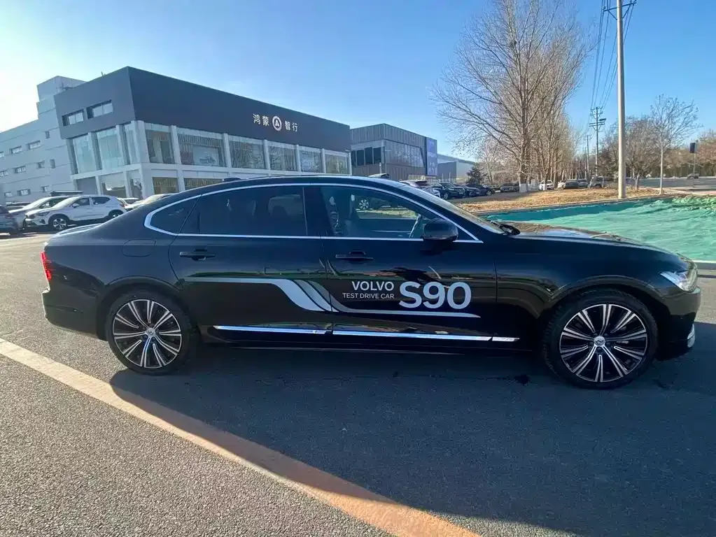 Volvo S90 — фото 10